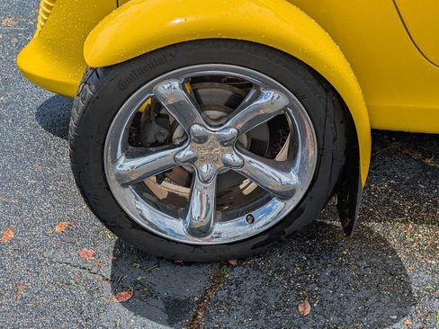 Used 2000 Plymouth Prowler RWD image 9