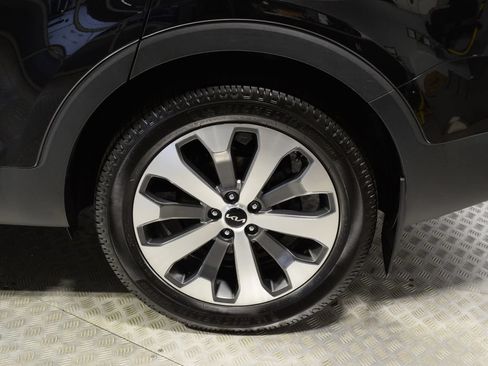 Used 2022 Kia Telluride S FWD image 37