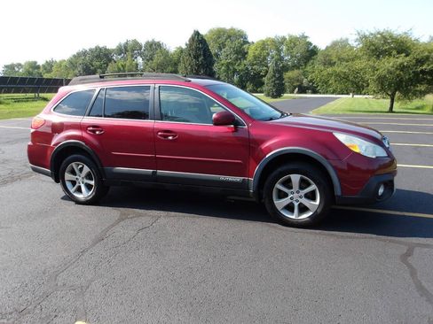Used 2014 Subaru Outback 2.5i Limited AWD/4WD image 1