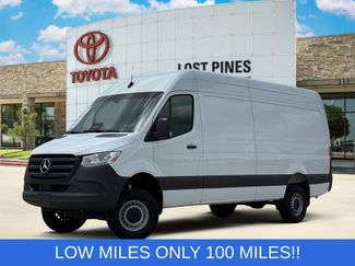 Used 2025 Mercedes-Benz Sprinter 2500 video 1