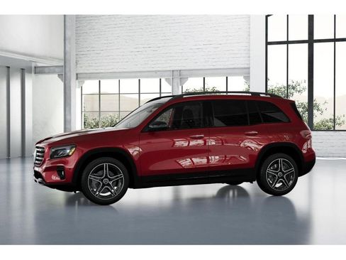 New 2026 Mercedes-Benz GLB 250 4MATIC image 36