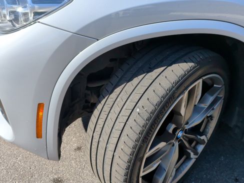 Used 2019 BMW X4 M40i w/ Driving Assistance Package image 5