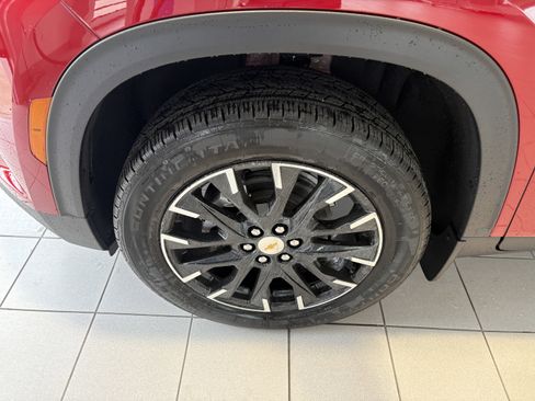 New 2026 Chevrolet Traverse LT w/ Sun and Wheel Package image 8