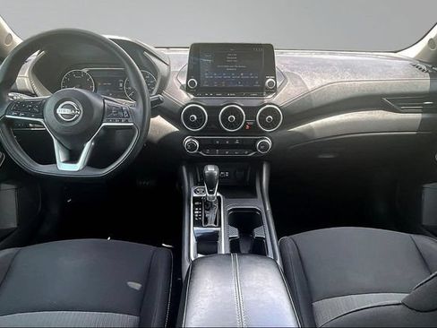 Used 2024 Nissan Sentra SV FWD image 7