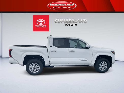 New 2026 Toyota Tacoma SR5 image 9