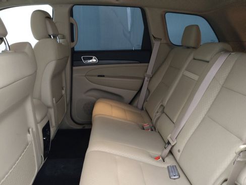 Used 2018 Jeep Grand Cherokee Laredo RWD image 18