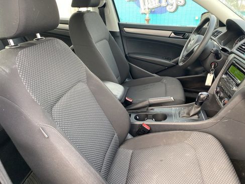 Used 2014 Volkswagen Passat 1.8T S image 16