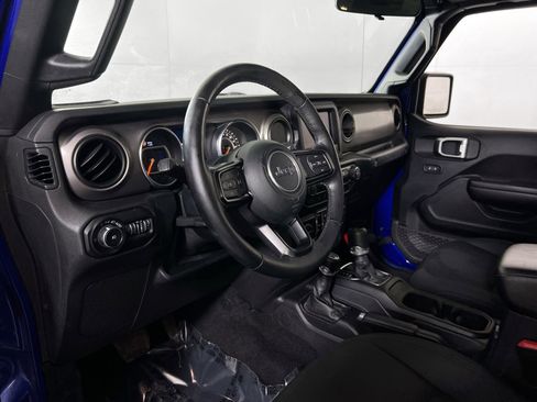 Used 2020 Jeep Wrangler Unlimited Sport S image 9