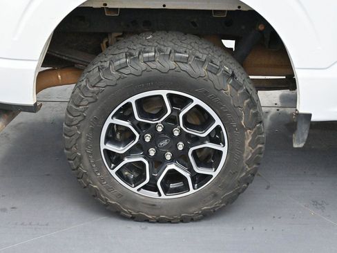 Used 2022 Ford F150 XLT w/ Equipment Group 302A High AWD/4WD image 36