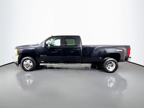 Used 2012 Chevrolet Silverado 3500 LTZ w/ LTZ Plus Package AWD/4WD image 9