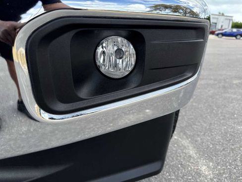 Used 2024 Ford F250 XL w/ XL Chrome Package image 10