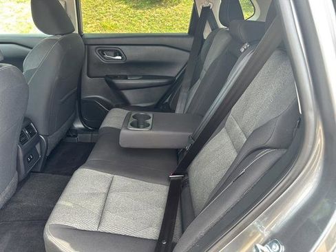 Used 2024 Nissan Rogue SV image 16
