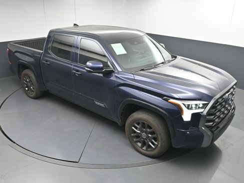 Used 2024 Toyota Tundra Platinum image 31