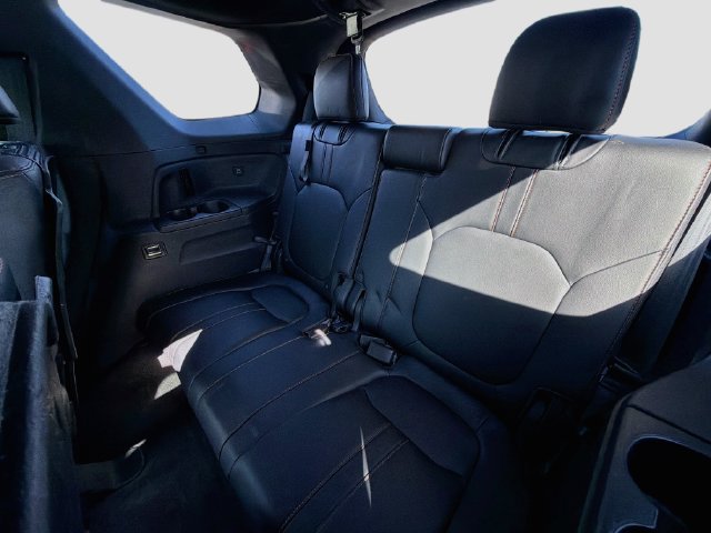 Used 2023 Honda Pilot TrailSport image 21