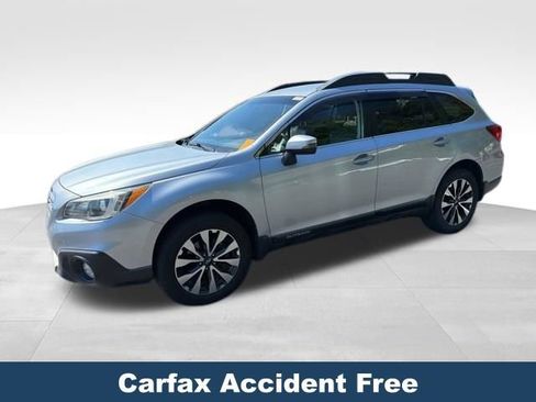 Used 2016 Subaru Outback 2.5i Limited w/ Protection Package #1 AWD/4WD image 3