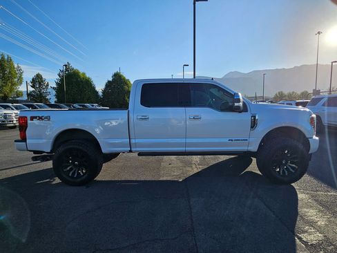 Used 2019 Ford F250 Platinum w/ Platinum Ultimate Package AWD/4WD image 2