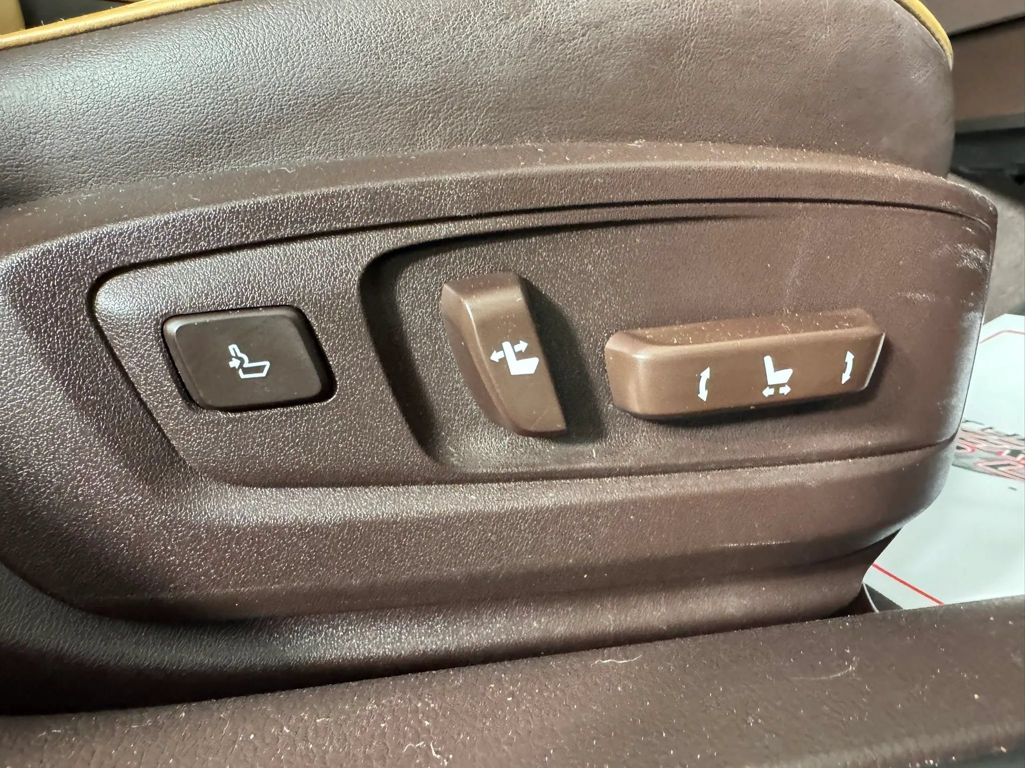 Used 2016 Lexus ES 350 w/ Luxury Package w/Wood Trim FWD image 41