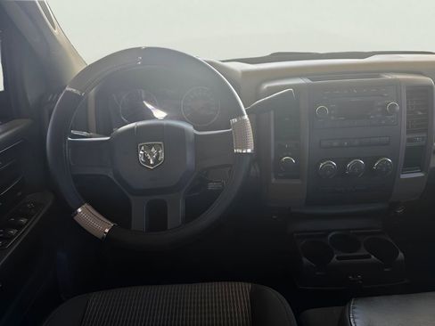 Used 2011 RAM 1500 ST w/ ST Popular Equipment Group AWD/4WD image 20