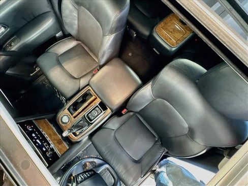 Used 2024 Nissan Armada SL w/ Captain's Chairs Package RWD image 20