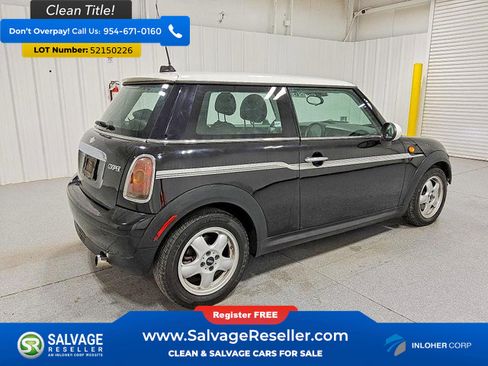 Used 2010 MINI Cooper Hardtop FWD image 4