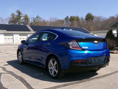Used 2018 Chevrolet Volt LT w/ LT Driver Confidence Package FWD image 6