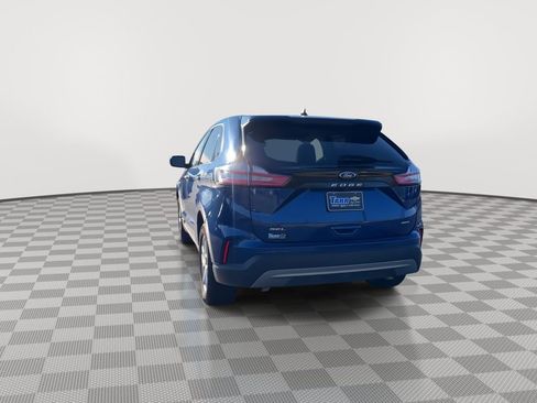 Used 2023 Ford Edge SEL image 7