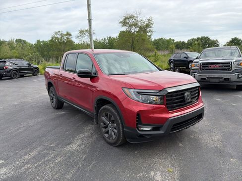 Used 2023 Honda Ridgeline Sport image 8