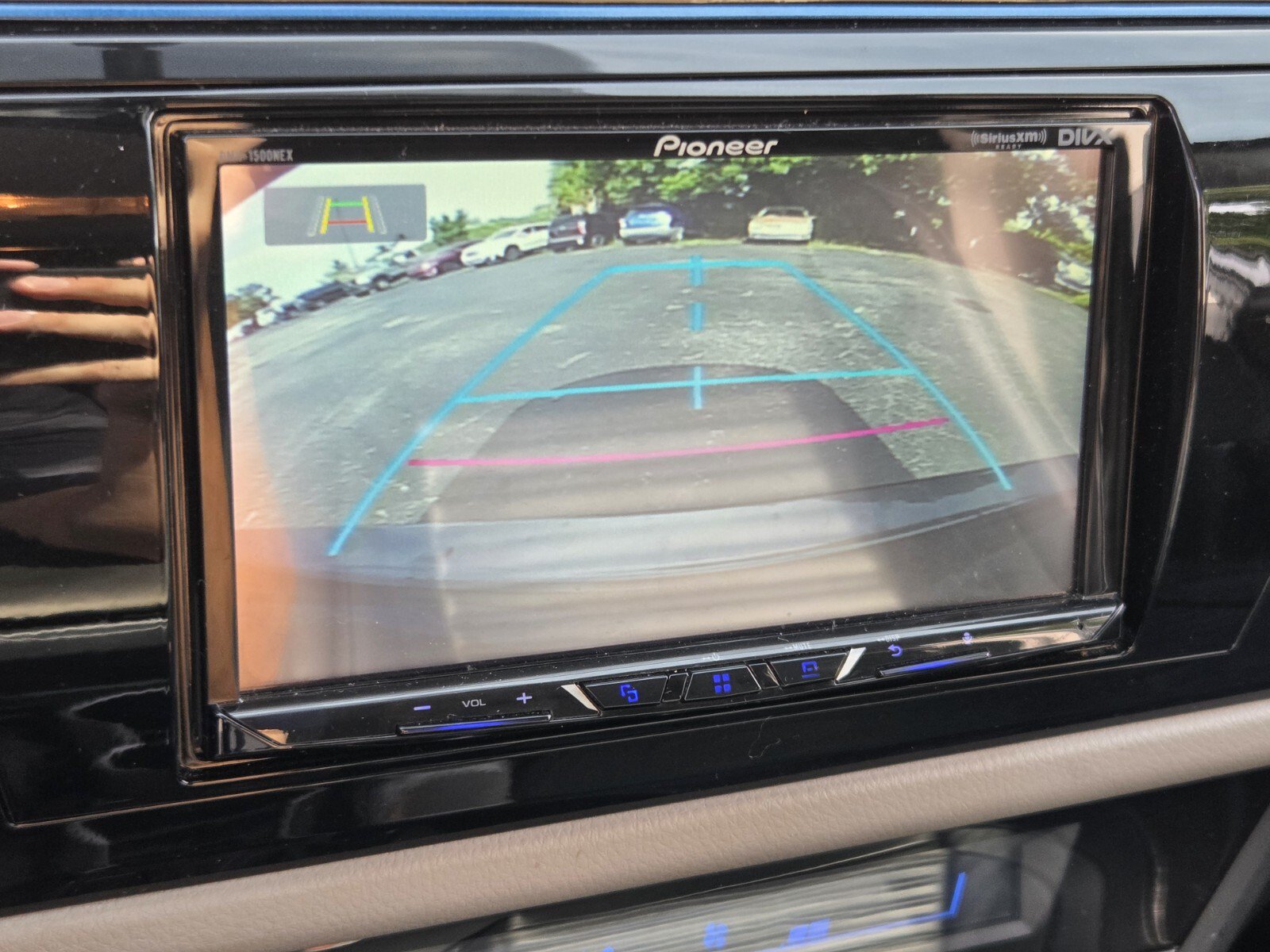 Used 2016 Toyota Corolla LE FWD image 27