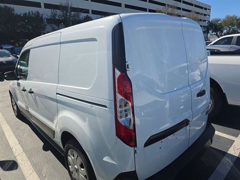 Used 2023 Ford Transit Connect XLT image 5