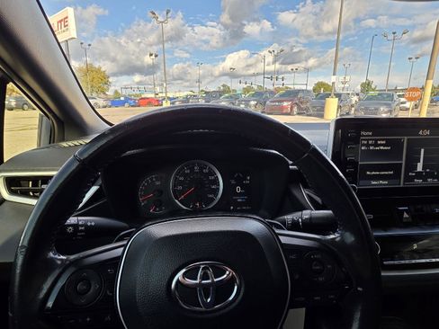 Used 2020 Toyota Corolla SE image 19