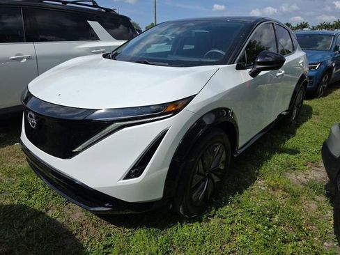 Certified 2024 Nissan Ariya FWD image 2