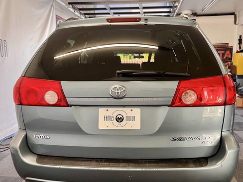 Used 2008 Toyota Sienna LE image 3