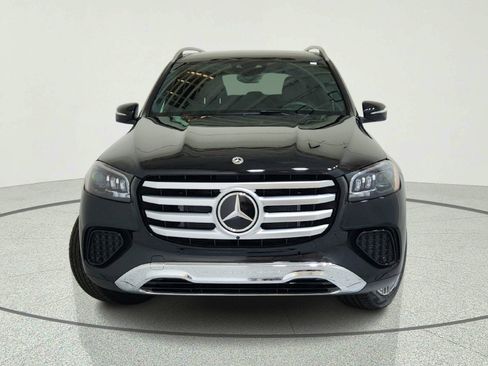 Certified 2026 Mercedes-Benz GLS 450 4MATIC image 3