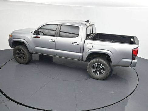 Used 2019 Toyota Tacoma SR w/ SR Convenience Package RWD image 13
