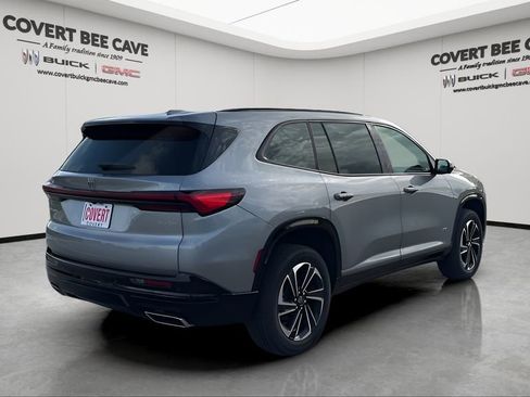 New 2026 Buick Enclave Sport Touring w/ LPO, Floor Liner Package image 9