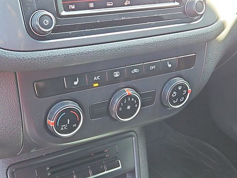 Used 2016 Volkswagen Tiguan R-Line FWD image 16
