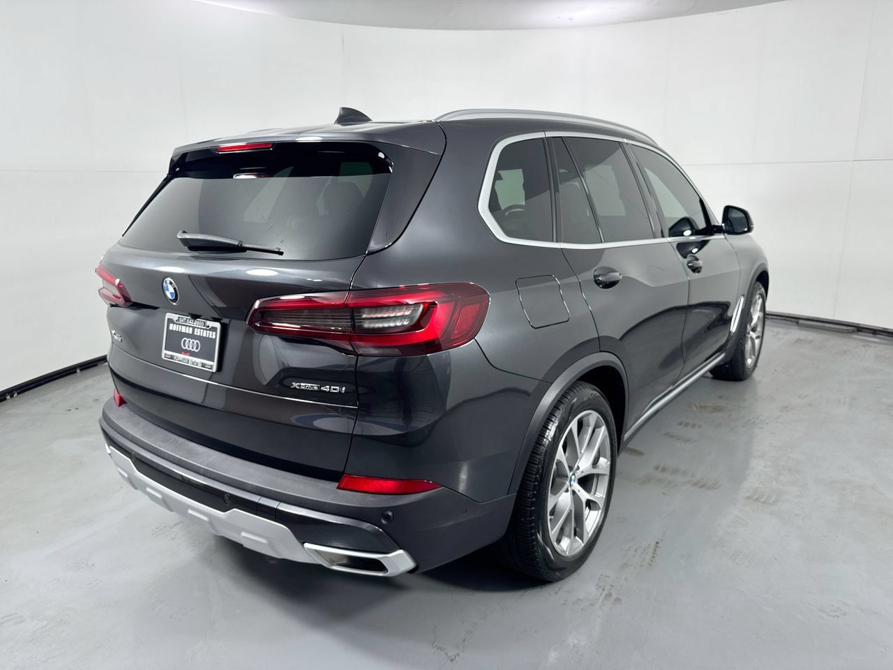 Used 2023 BMW X5 xDrive40i w/ Premium Package AWD/4WD image 8