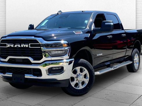 Used 2026 RAM 2500 Big Horn AWD/4WD image 12