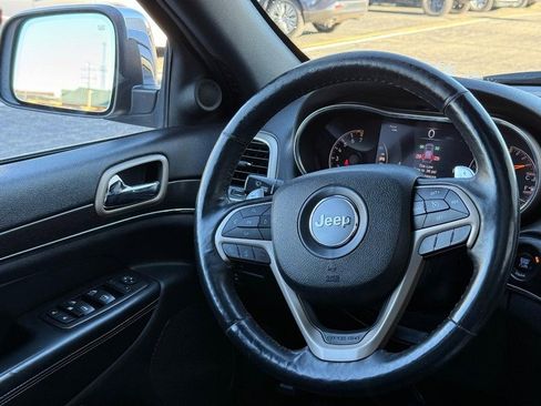 Used 2014 Jeep Grand Cherokee Limited w/ Luxury Group II image 13