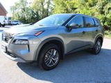 Used 2023 Nissan Rogue S image 5