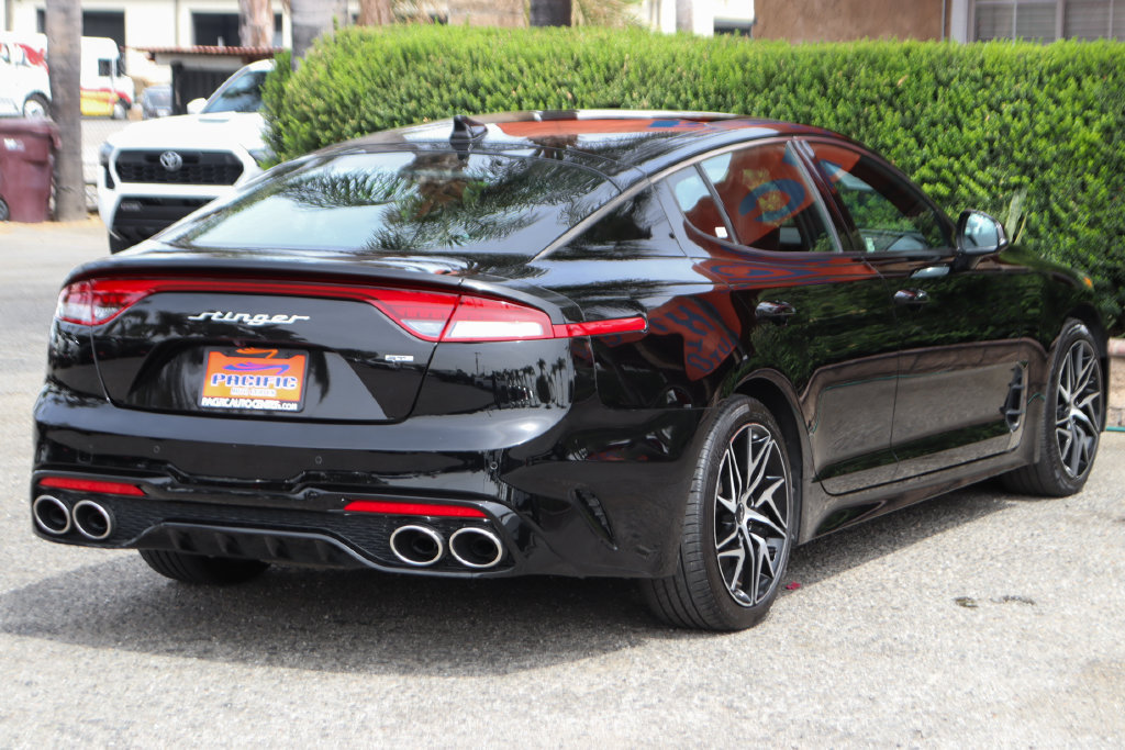 Used 2023 Kia Stinger GT-Line w/ Sun & Sound Package RWD image 9