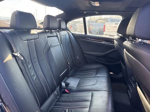 Used 2019 BMW 530i xDrive w/ Convenience Package image 15