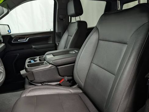 Certified 2023 Chevrolet Silverado 1500 LT w/ Z71 Off-Road Package AWD/4WD image 10