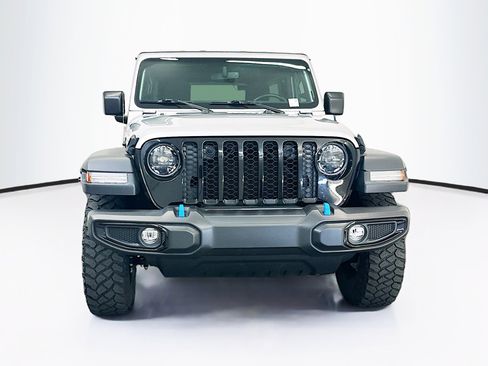 Used 2023 Jeep Wrangler Unlimited w/ Cold Weather Group AWD/4WD image 2