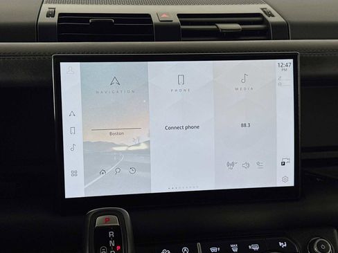 Used 2023 Land Rover Defender 90 V8 image 13