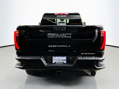 Used 2025 GMC Sierra 3500 Denali Ultimate AWD/4WD image 7