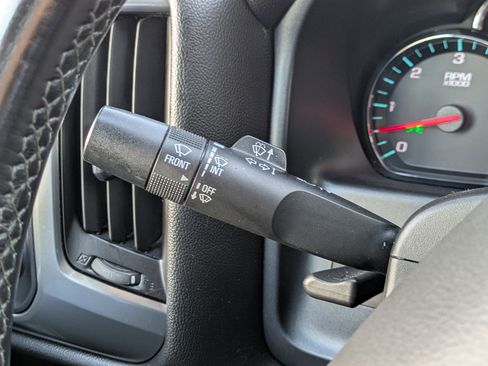 Used 2018 Chevrolet Silverado 1500 LT w/ All Star Edition image 16