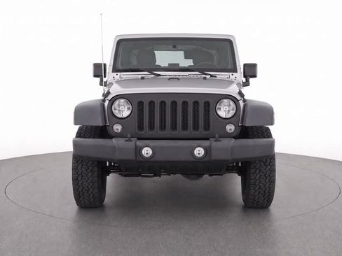 Used 2018 Jeep Wrangler Unlimited Sport S AWD/4WD image 6