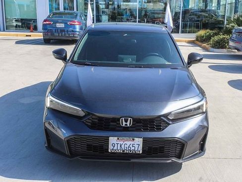 Used 2025 Honda Civic Sport image 2