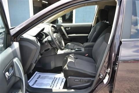 Used 2013 Nissan Rogue SV AWD/4WD image 10